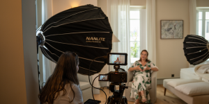 Lire la suite à propos de l’article Témoignage client vidéo : le levier de confiance incontournable en 2025