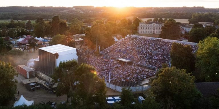 Lire la suite à propos de l’article  Festival du Printemps de Pérouges : l’aftermovie